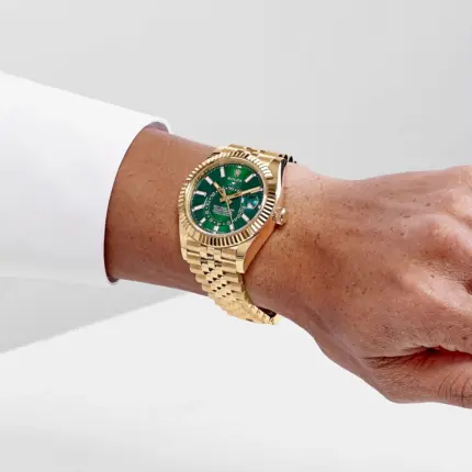 Rolex Sky-Dweller 42 Ref. 336938-0008 Yellow Gold Fluted Green Dial Jubilee ZF | DD9002