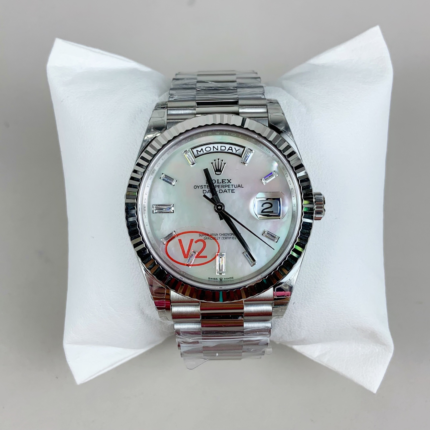 VS Factory Rolex Day-Date 40 Ref. 228239-0078 White Gold White MOP Baguette Dial – Dandong 3255